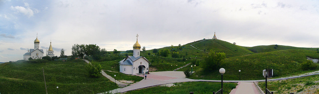 1280px-Kholki_monastery_inside_panoram